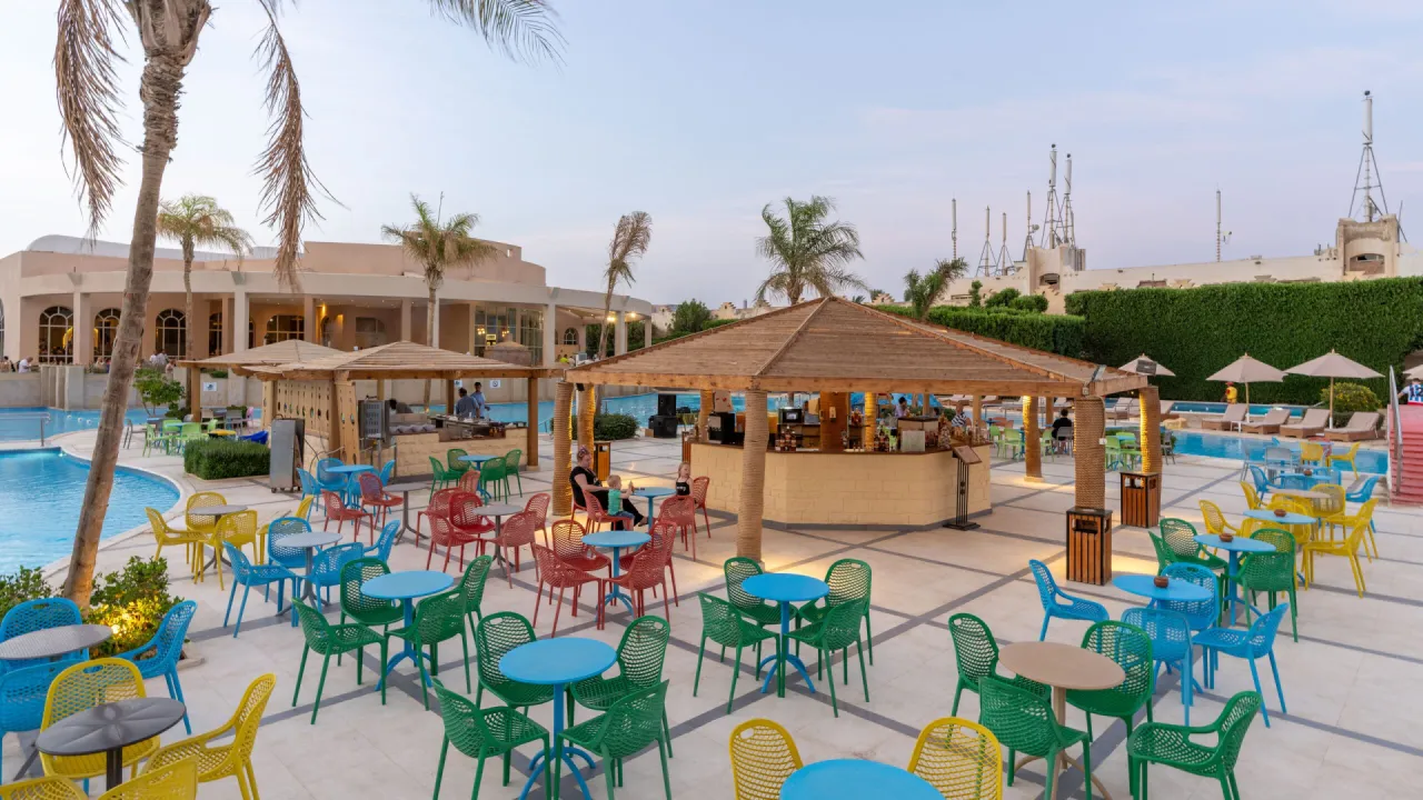 L'Express Bar, Prima Life Makadi