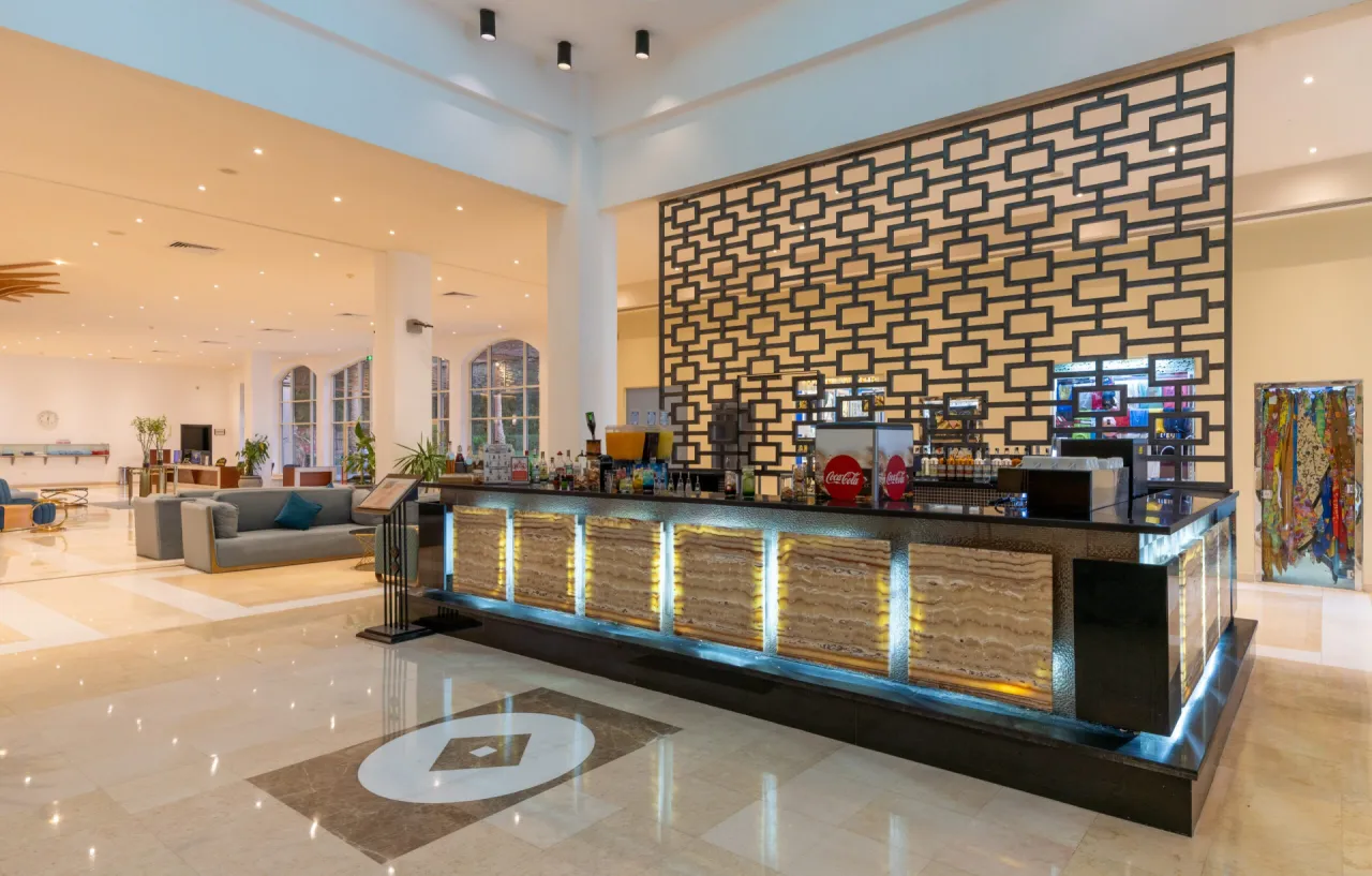 Sky Light Bar, Prima Life Makadi